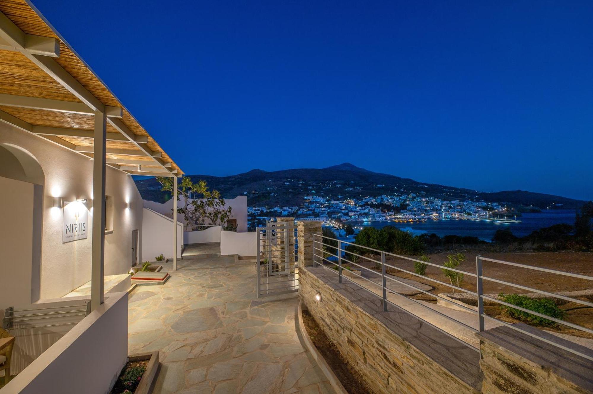 Niriis Sea View Studio Melite Batsi Bací Kültér fotó